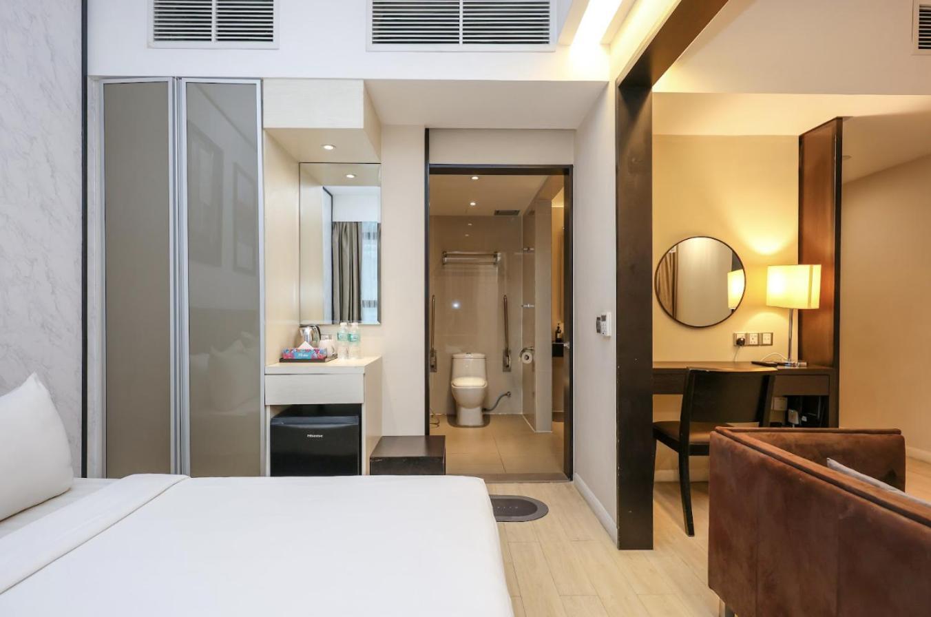 Отель Greystone Centrestage Pj Петалинг-Джая Экстерьер фото