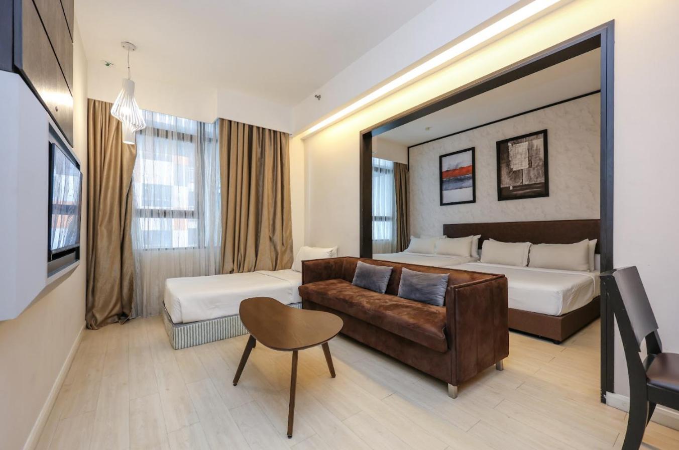 Отель Greystone Centrestage Pj Петалинг-Джая Экстерьер фото
